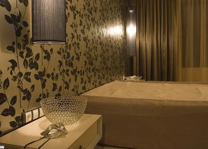 Отель Ores Boutique 5*