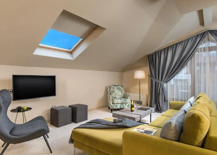 מלון Ores Boutique בנסקו