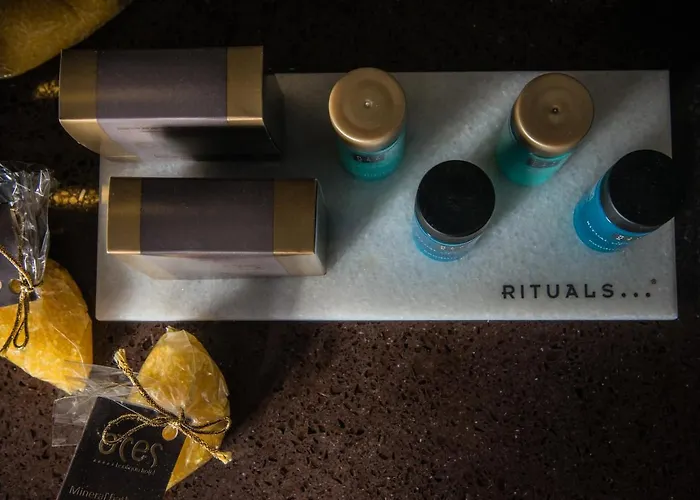 Отель Ores Boutique